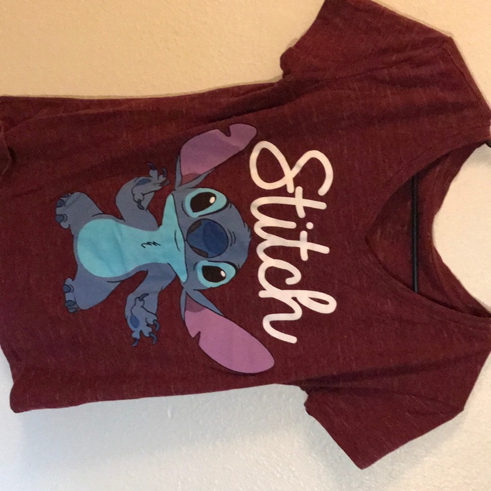 Stitch burgundy shirt
